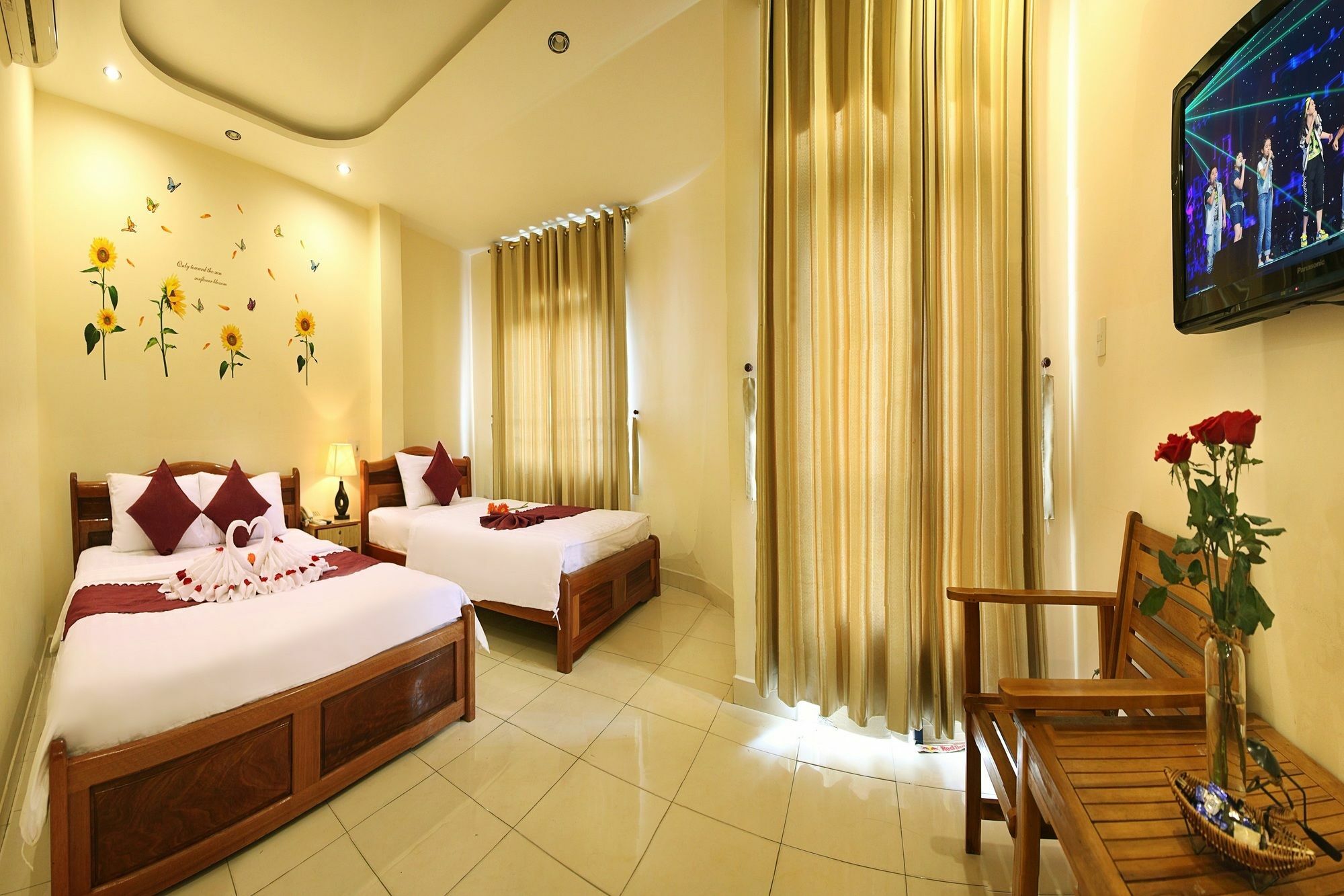 Victori Hotel Danang Exterior foto